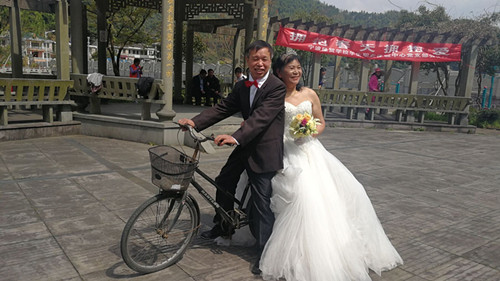 塘溪镇经济总量_塘溪镇第二中心小学