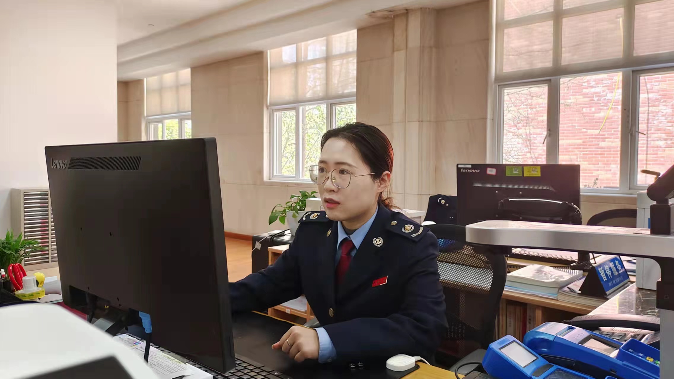 1664508067152694.jpg 1黄白鹭照片.jpg