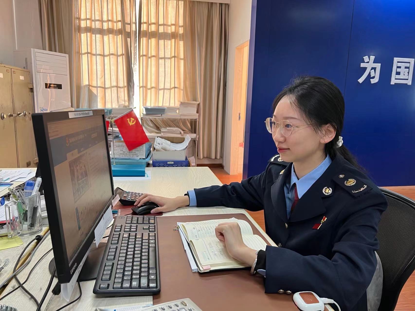 1664508378388427.jpg 6陈杉杉照片.jpg